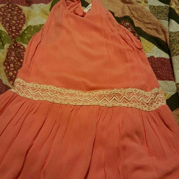 Dress - Picture 2 of 3