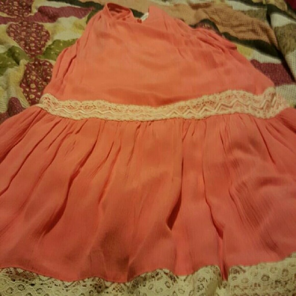 Dress - Picture 3 of 3