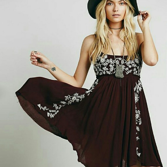 Dress - Picture 4 of 4
