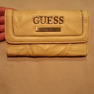 NEW Guess wallet