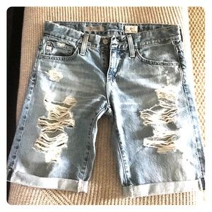 Great distressed shorts