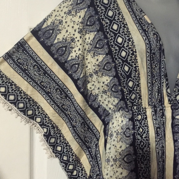 Pattern dress - Picture 2 of 3