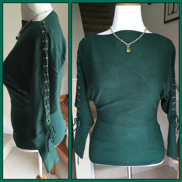 ✔️1 Large Left✔️Dark Green Laced Sweater - Picture 2 of 4