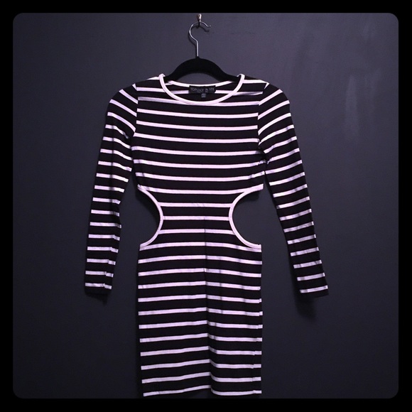 Topshop Long Sleeve Waist Cutout Dress in XS