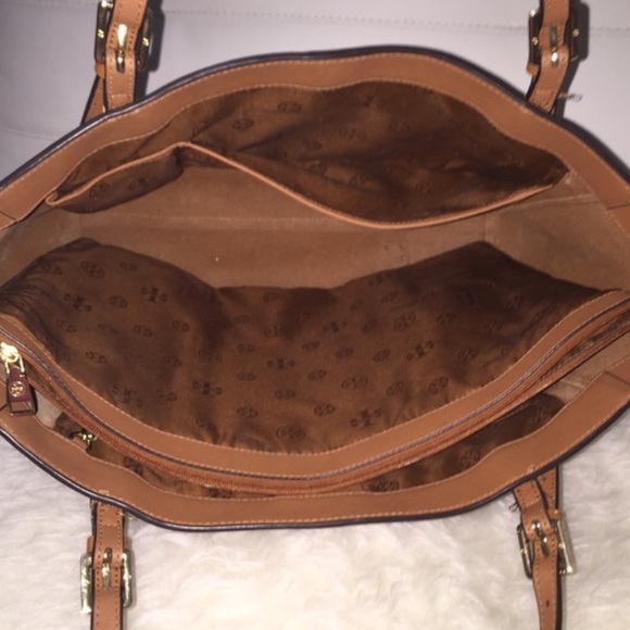 Tory Burch Large York Tote - Picture 4 of 4