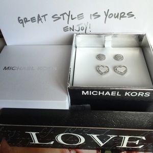 Michael Kors Stud earrings set