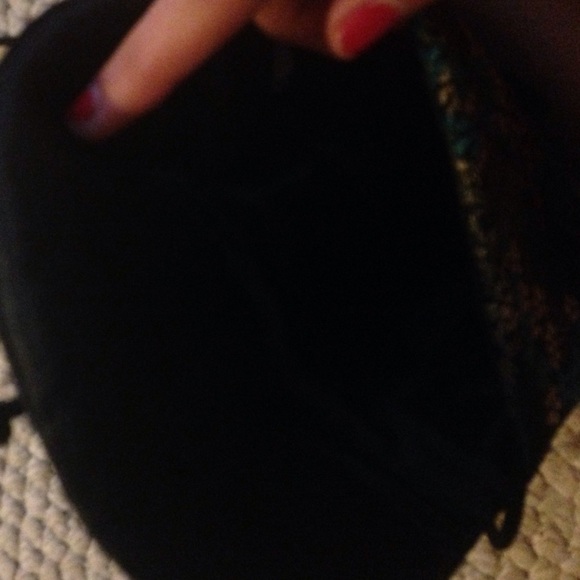 purse - Picture 2 of 3