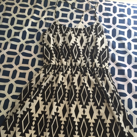 Black & White Printed Dresss