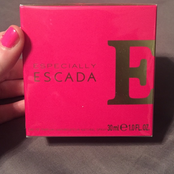 Escada Perfume
