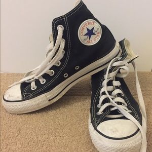 Converse All Star Chuck Taylor High Tops Size 7.5