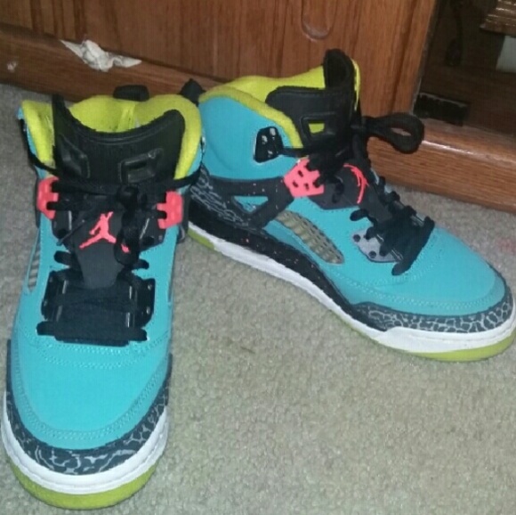 jordan spizike .