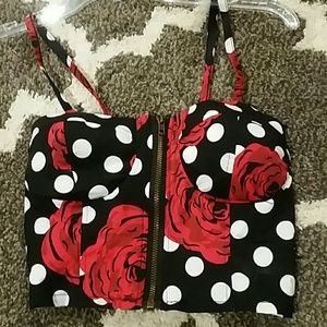 Fun rose pokadot crop top!