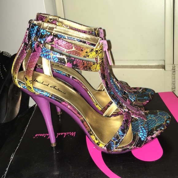 High heels - Picture 4 of 4