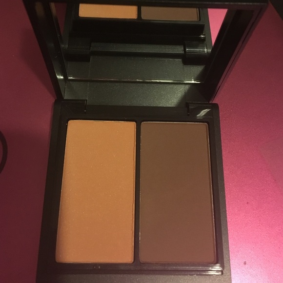 MAC ALL THE RIGHT ANGLES CONTOUR PALETTE - Picture 2 of 3