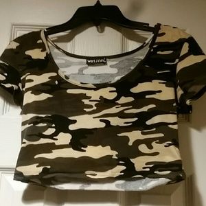 Camo crop top