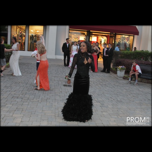 Custom Made Dress Made By Celebrity Stylist NellyB - Picture 2 of 4