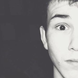 Meet your Posher, Travis