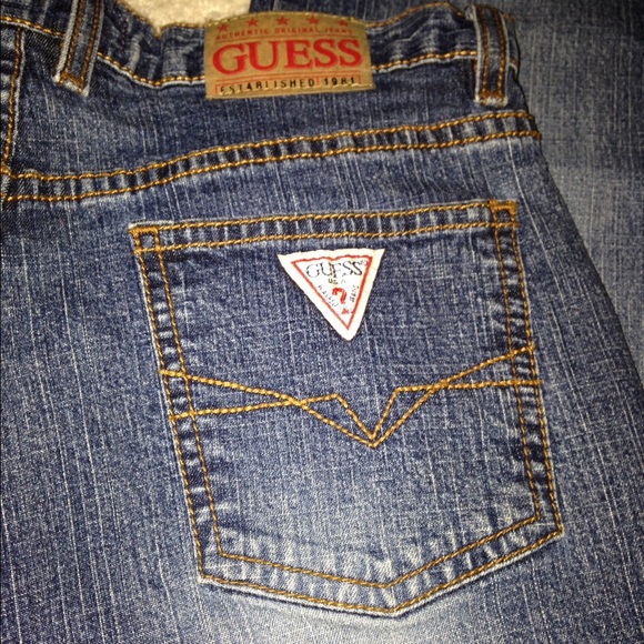 Retro Guess jeans - W28, L28 - has some stretch