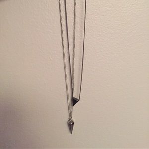 Double spiked necklace