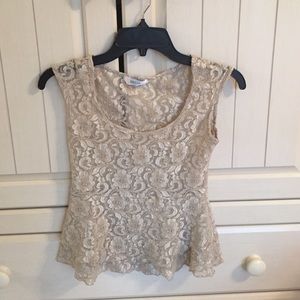 Beige lace shirt!