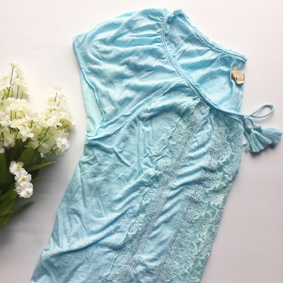 Hollister Tops - Hollister Lace & Tassel Blouse