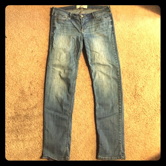 Hollister jeans