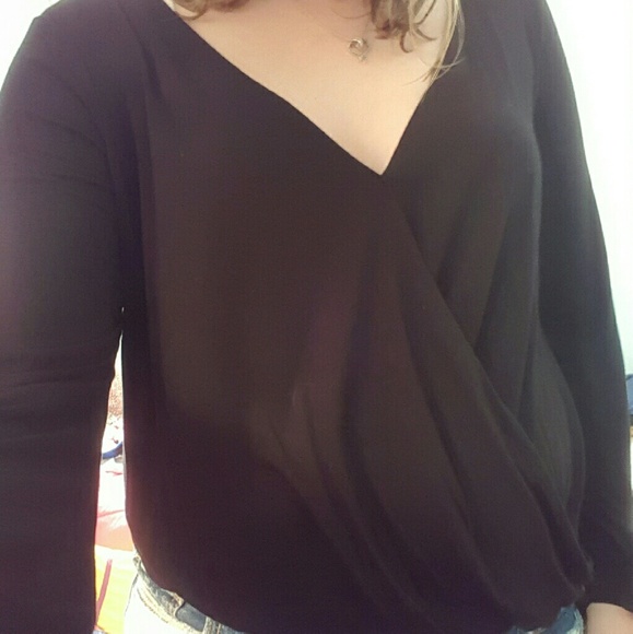 American Eagle shirt