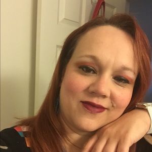 Meet your Posher, Helen