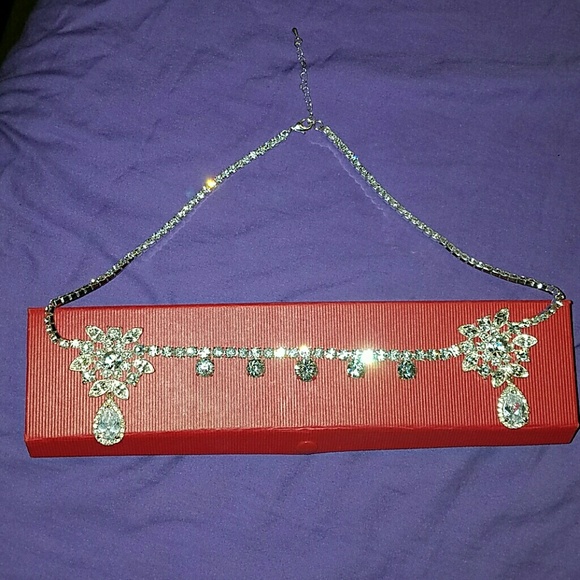 ⛤SALE ⛤Headband - Picture 2 of 4