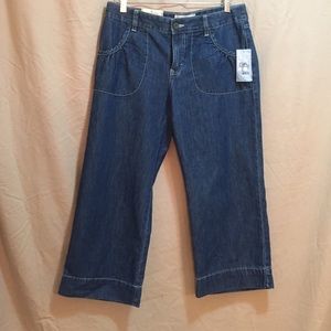 🍒NWT IZOD Jean Capris🍒