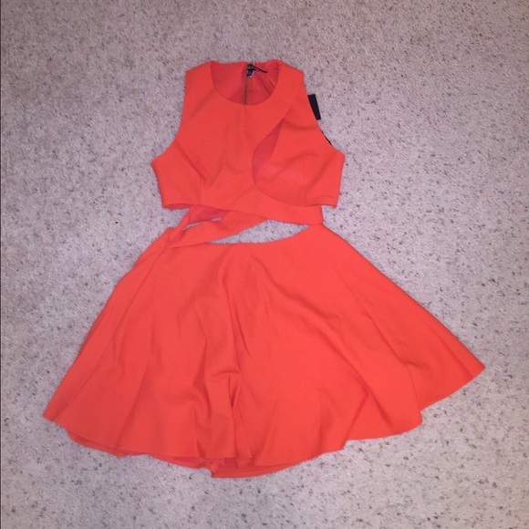 Red/orange NBD x Naven dress - Picture 2 of 2