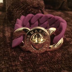 🌟Sold🌟MARC by Marc Jacobs Katie Rubber Turnlock