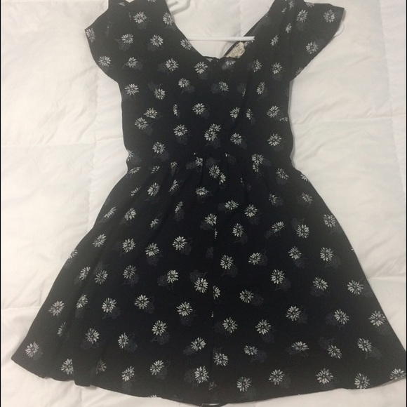 Pacsun / LA hearts Floral Romper
