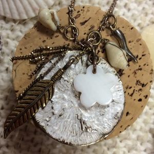 Urban Outfitters Jewelry - 🛍 Seashell Golden Mermaid Medallion Urban Outfitters Jewelry - 🛍 Seashell Golden Mermaid Medallion
