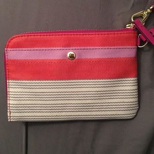 Fossil Wristlet 💗