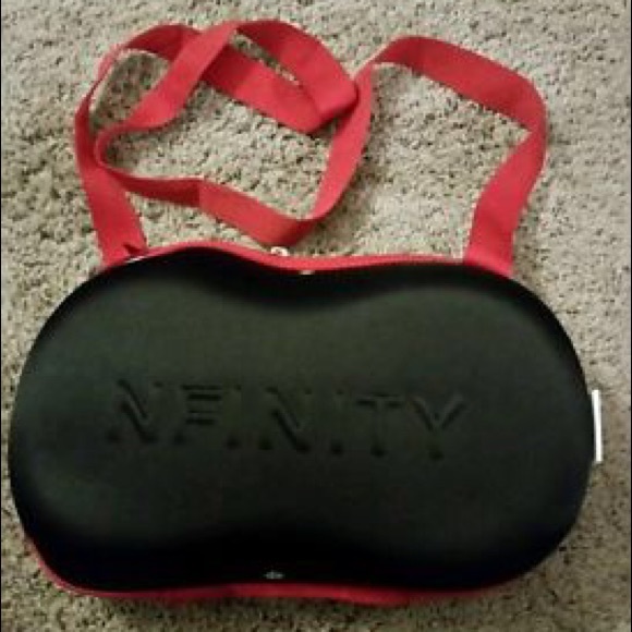 Nfinity defiance shoe case