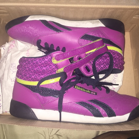 Colorful reeboks great condition