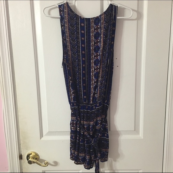 Aztec romper - Picture 2 of 3