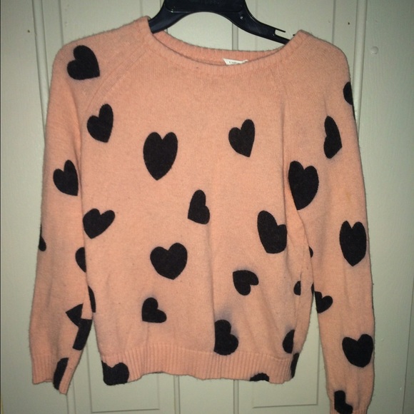 Pink heart sweater - Picture 1 of 2