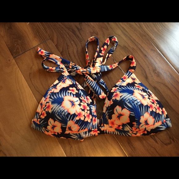 VS pink bathing suit top