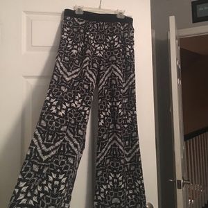 Sanctuary Black and White Palazzo Pant Size Small