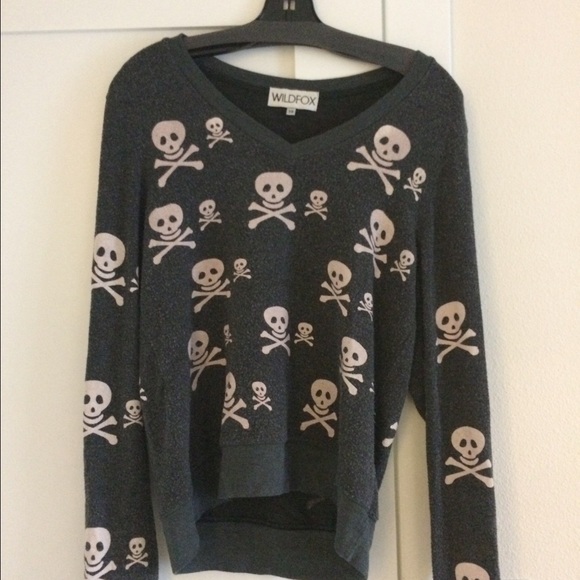 Wild fox sweater