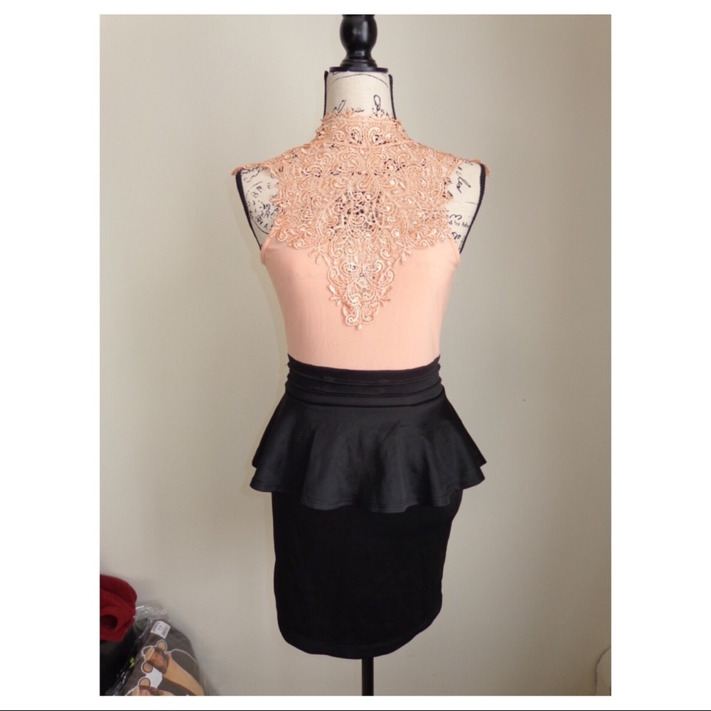 Really cute elegant dress.