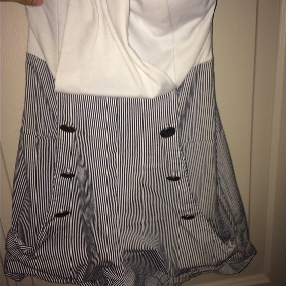 Romper - Picture 1 of 2