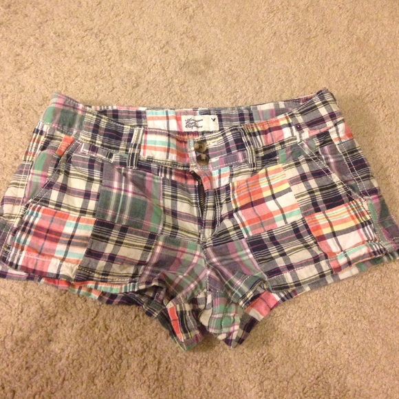 Plaid American Eagle shorts size 4