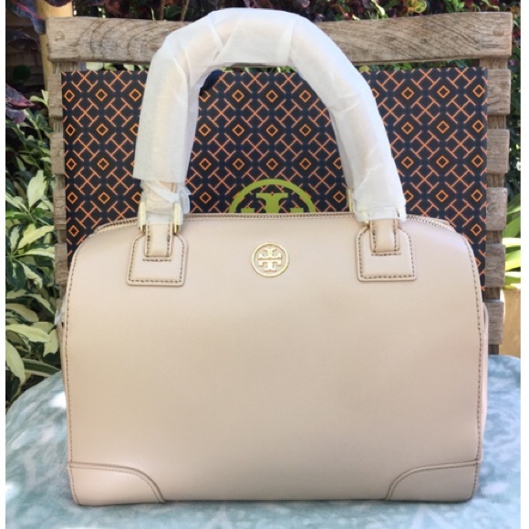 SOLD 💢 Tory Burch Robinson Satchel - Picture 2 of 4