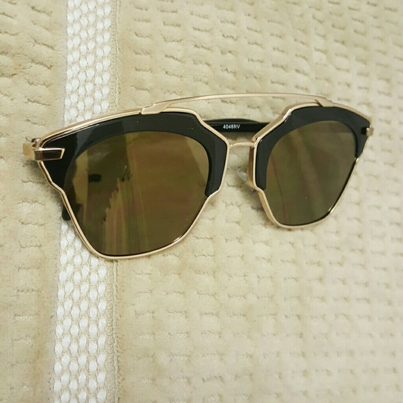 NEW CAT STYLE UNISEX MIRROR SUNGLASSES - Picture 2 of 4