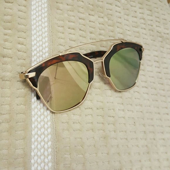 NEW CAT STYLE UNISEX MIRROR SUNGLASSES - Picture 4 of 4