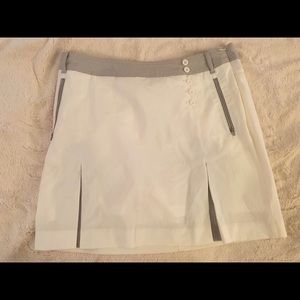 Louis Castel golf skirt- size 4
