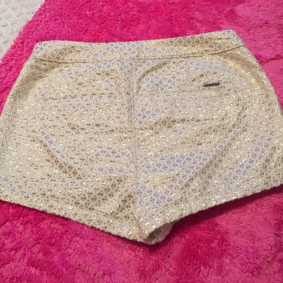 Shorts - Picture 2 of 2